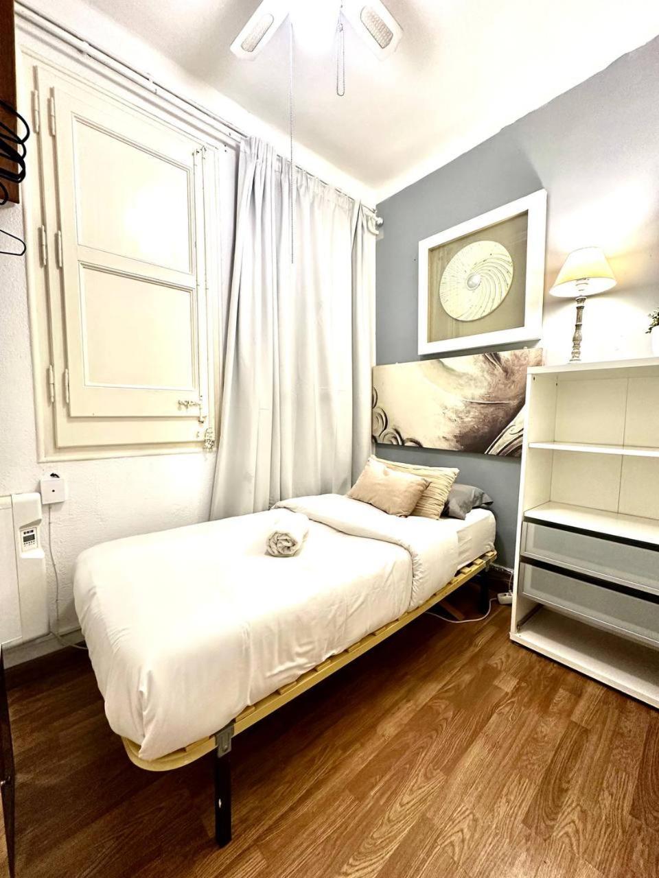 Montjuic Plaça España Apartment, Plaza España Barcelona Exterior foto